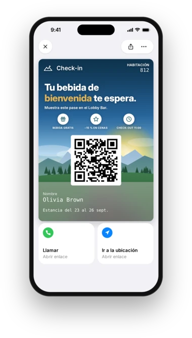 Pase de check-in de YourHotel con bebida de bienvenida en Apple Wallet